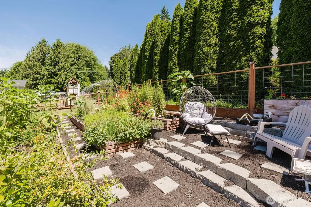 5709 NE Woodburn Road Kingston WA 98346