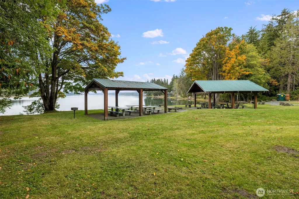 5709 NE Woodburn Road Kingston WA 98346