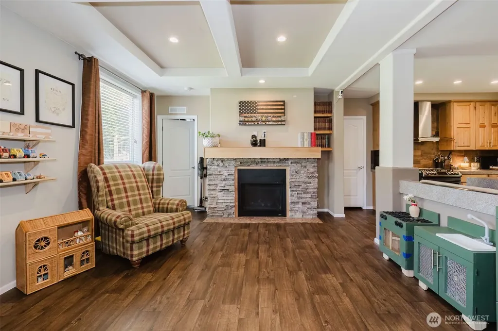 5709 NE Woodburn Road Kingston WA 98346