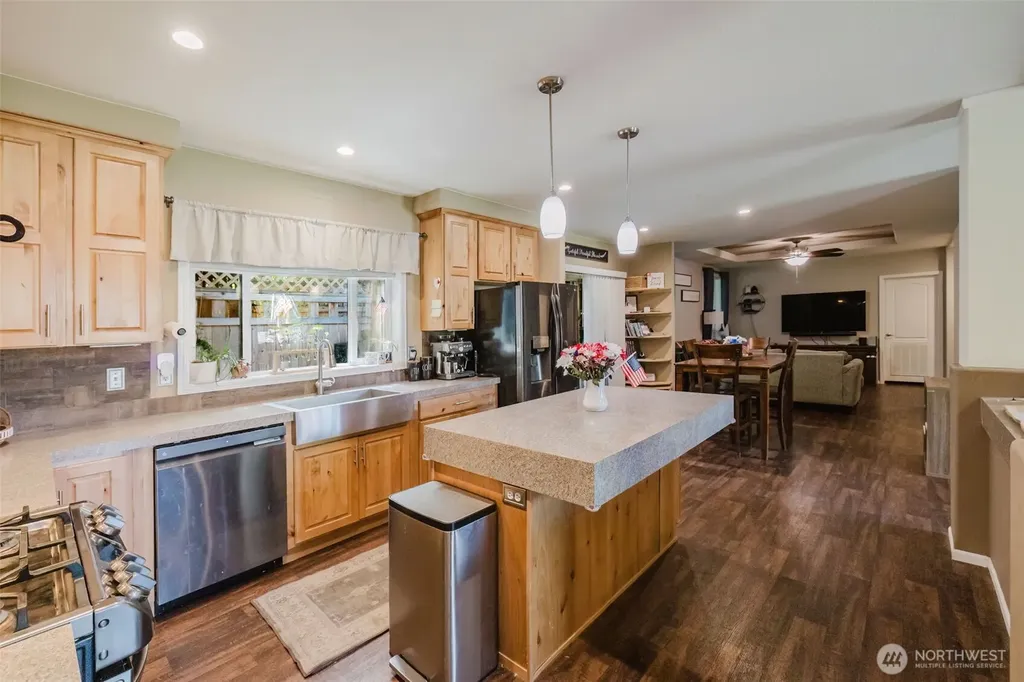 5709 NE Woodburn Road Kingston WA 98346