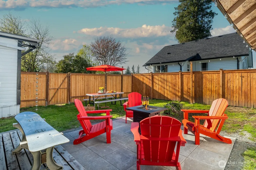 60 2nd Avenue NE Issaquah WA 98027