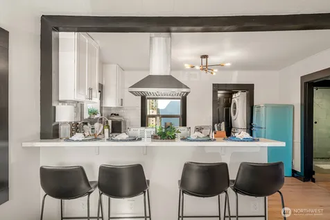 60 2nd Avenue NE Issaquah WA 98027