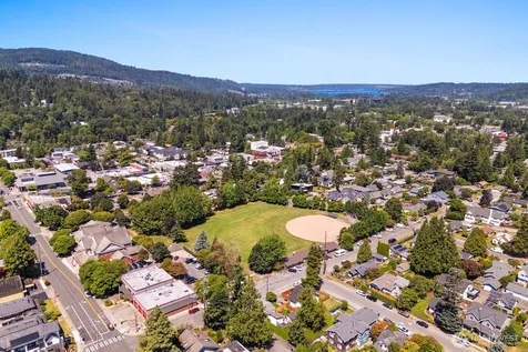 60 2nd Avenue NE Issaquah WA 98027