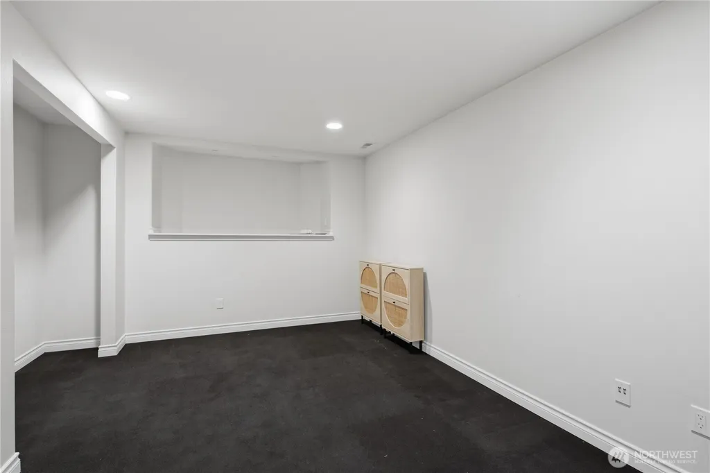3697 134th Ave SE Bellevue WA 98006