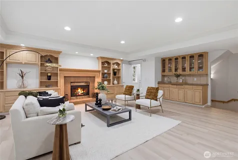 3697 134th Ave SE Bellevue WA 98006
