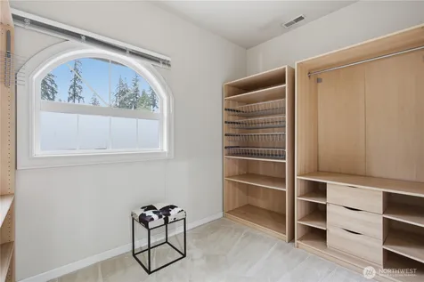 3697 134th Ave SE Bellevue WA 98006
