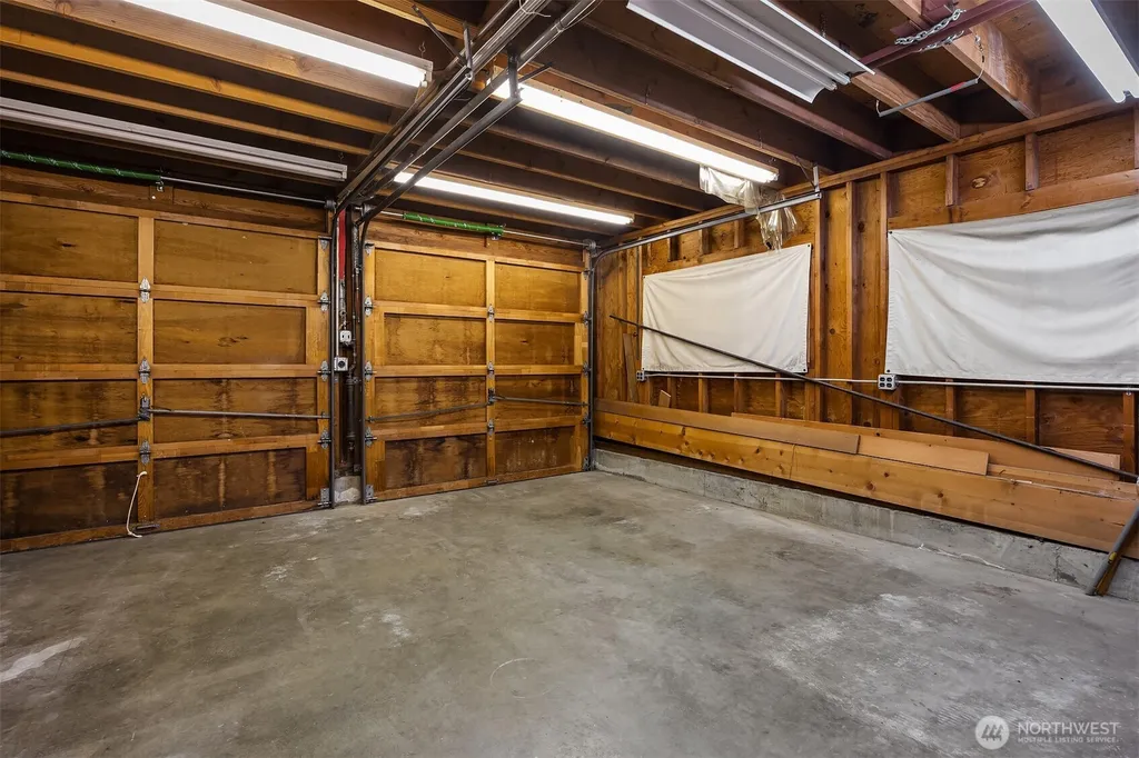 7712 23rd Avenue NW Seattle WA 98117