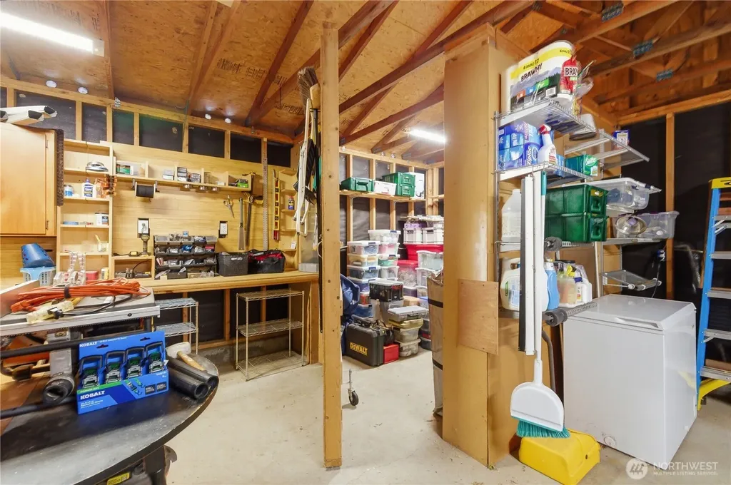 10611 2nd Place SW Seattle WA 98146