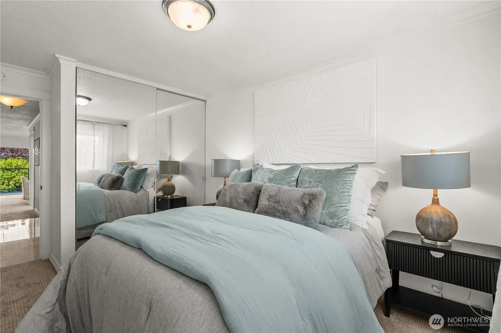 2501 Canterbury Lane E Seattle WA 98112