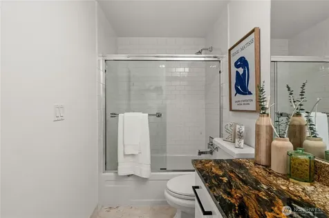2501 Canterbury Lane E Seattle WA 98112