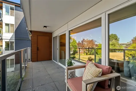 2501 Canterbury Lane E Seattle WA 98112