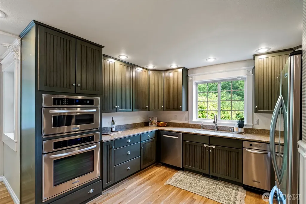 24810 Big Valley Road NE Poulsbo WA 98370