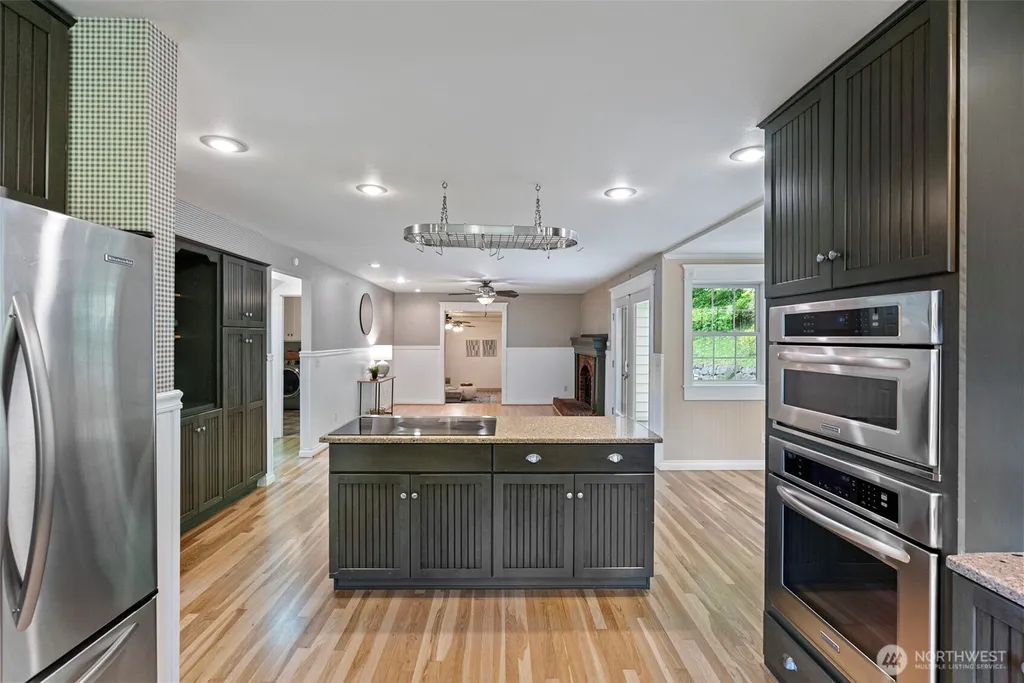 24810 Big Valley Road NE Poulsbo WA 98370