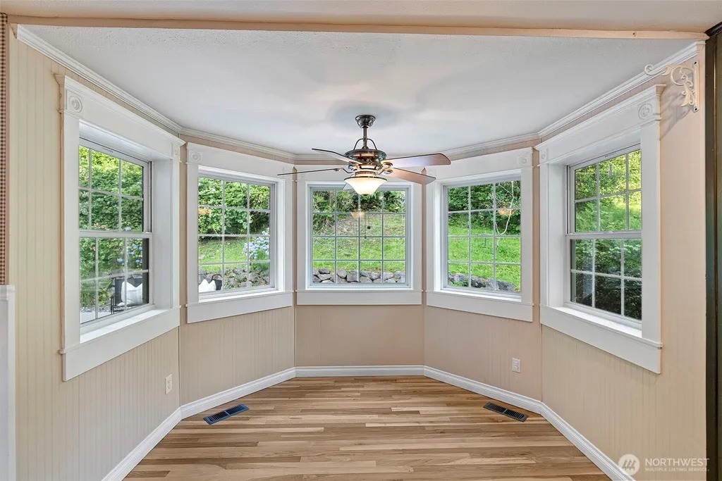 24810 Big Valley Road NE Poulsbo WA 98370