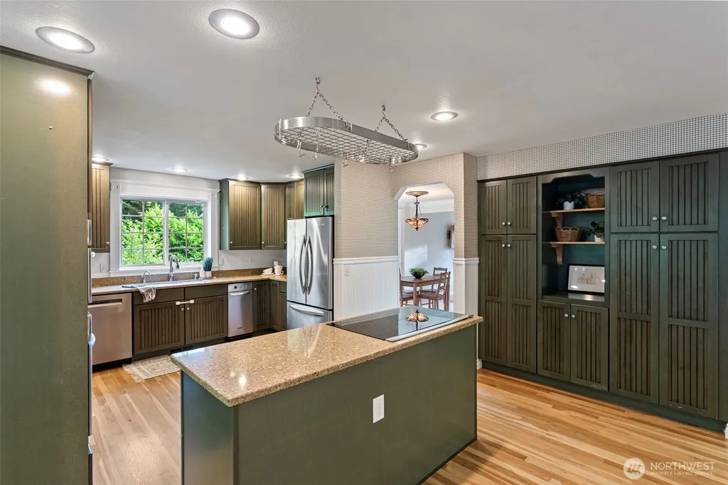 24810 Big Valley Road NE Poulsbo WA 98370