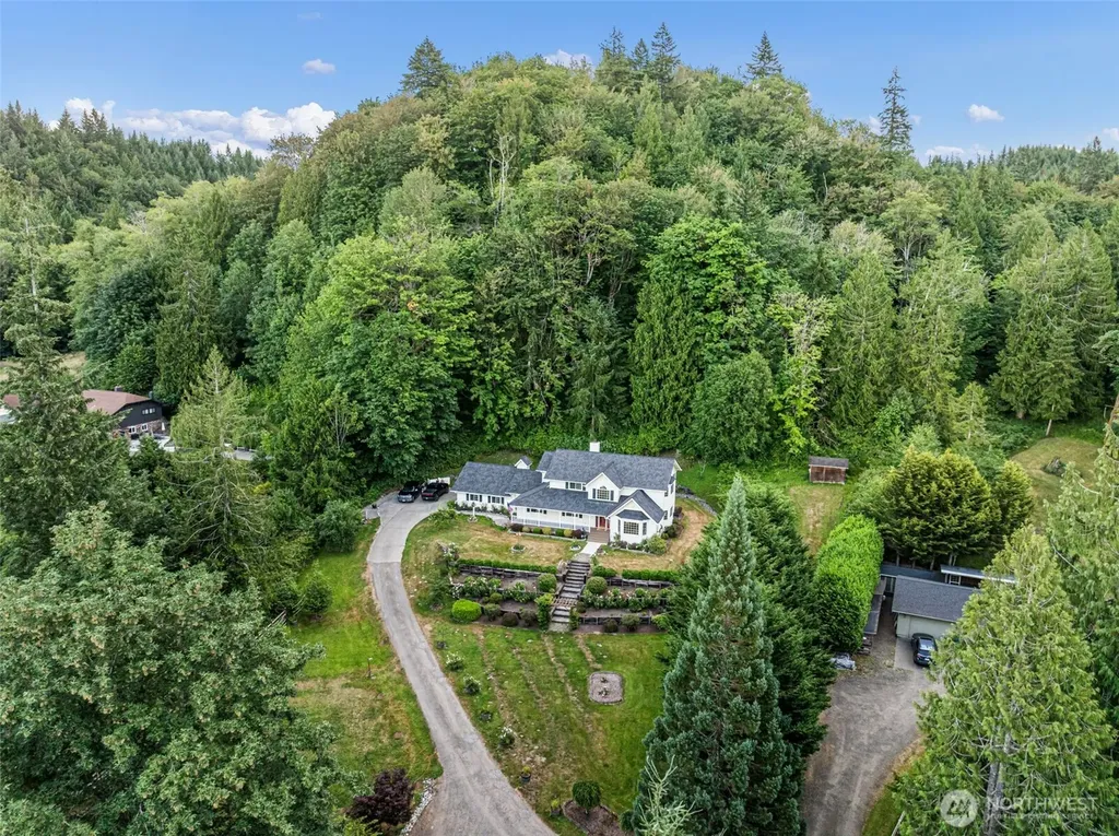 24810 Big Valley Road NE Poulsbo WA 98370