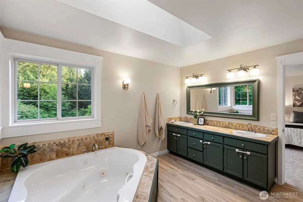 24810 Big Valley Road NE Poulsbo WA 98370