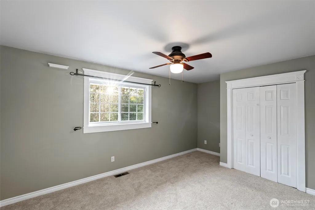 24810 Big Valley Road NE Poulsbo WA 98370