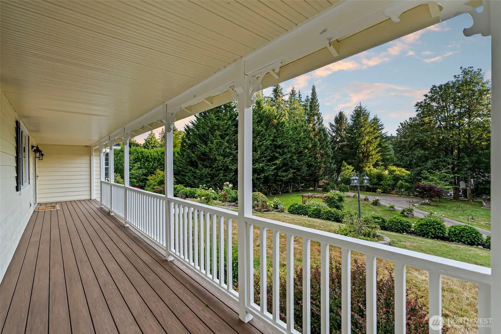 24810 Big Valley Road NE Poulsbo WA 98370