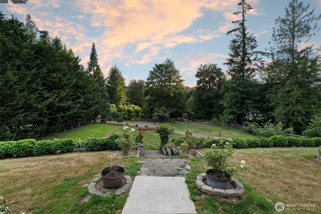 24810 Big Valley Road NE Poulsbo WA 98370