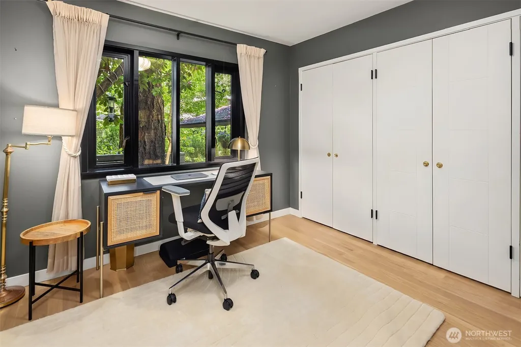 5 Lindley Road Mercer Island WA 98040