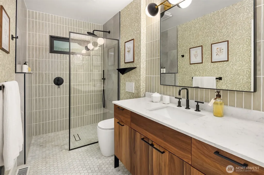 5 Lindley Road Mercer Island WA 98040