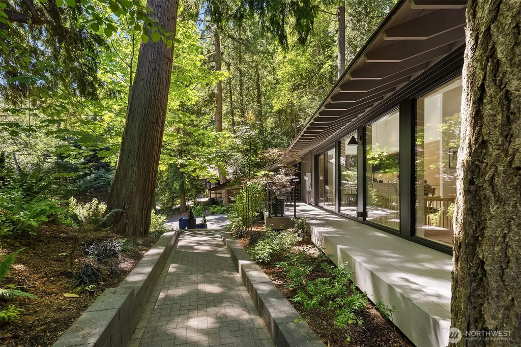 5 Lindley Road Mercer Island WA 98040