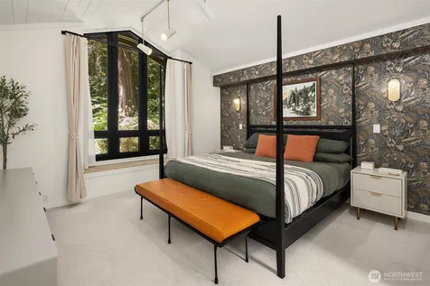 5 Lindley Road Mercer Island WA 98040