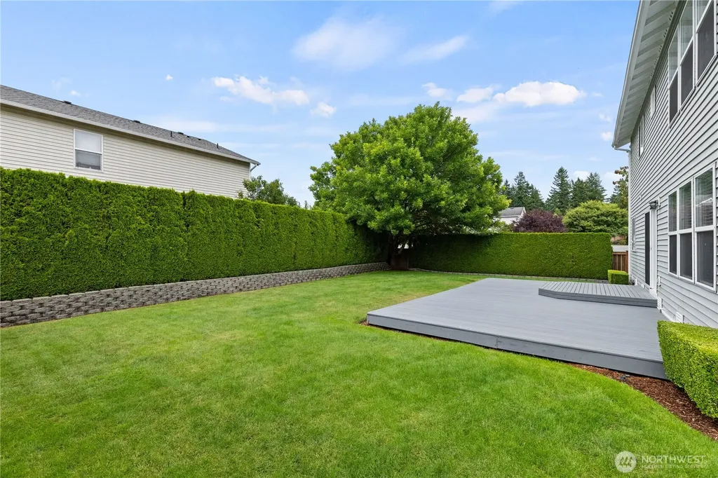 23236 SE 262nd Court Maple Valley WA 98038
