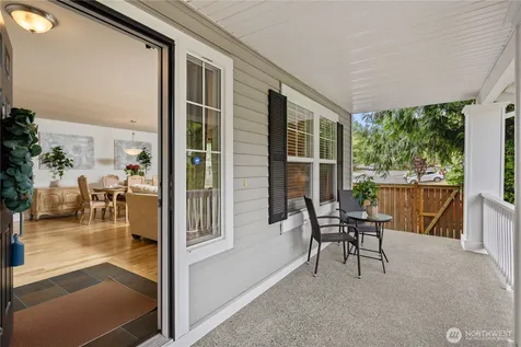 23236 SE 262nd Court Maple Valley WA 98038