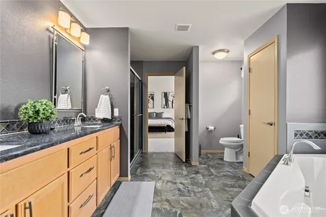 23236 SE 262nd Court Maple Valley WA 98038