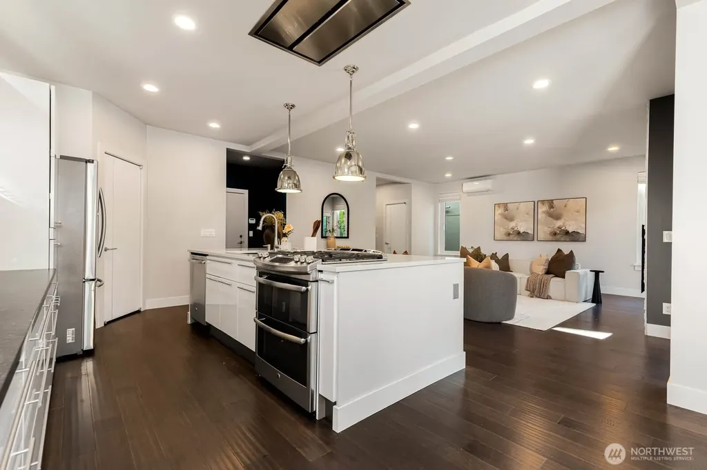 1494 14th Place NE Issaquah WA 98029