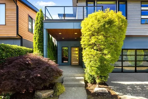 1494 14th Place NE Issaquah WA 98029