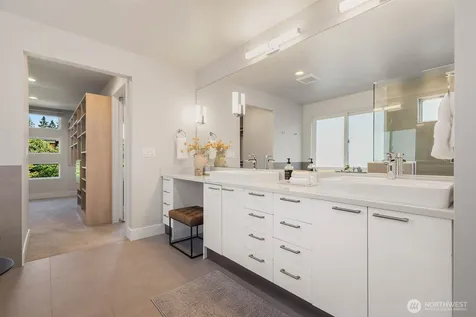 1494 14th Place NE Issaquah WA 98029