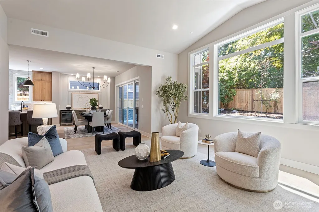 12829 NE 78th Place Kirkland WA 98033
