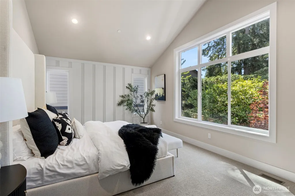 12829 NE 78th Place Kirkland WA 98033