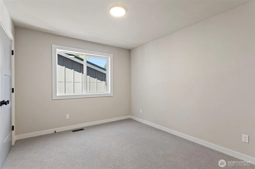 12829 NE 78th Place Kirkland WA 98033