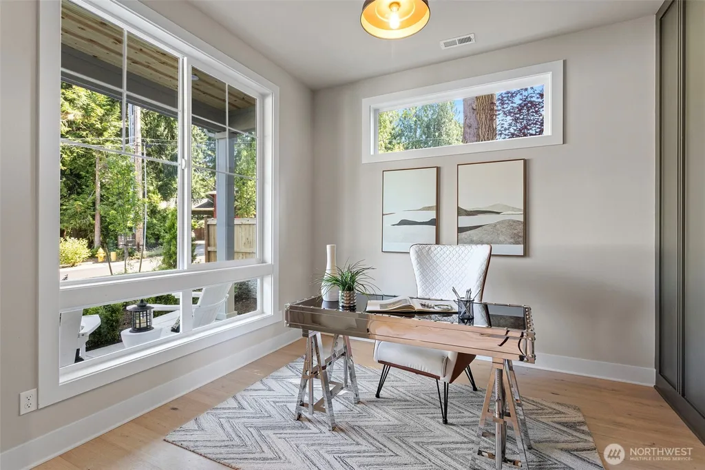 12829 NE 78th Place Kirkland WA 98033