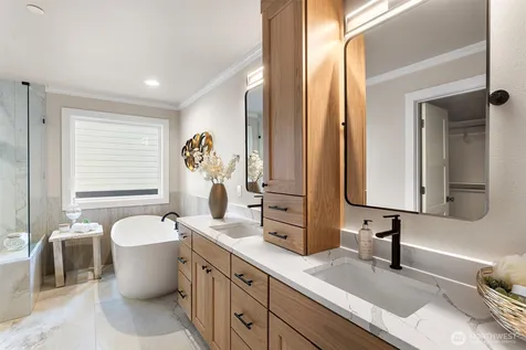 12829 NE 78th Place Kirkland WA 98033