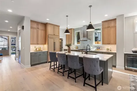 12829 NE 78th Place Kirkland WA 98033