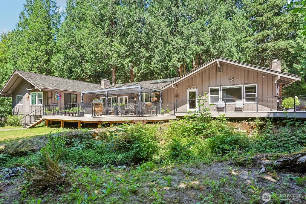 24017 SE 111th Street Issaquah WA 98027