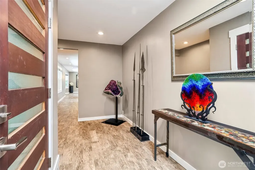 24017 SE 111th Street Issaquah WA 98027