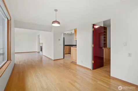 309 129th Street East Avenue Tacoma WA 98445