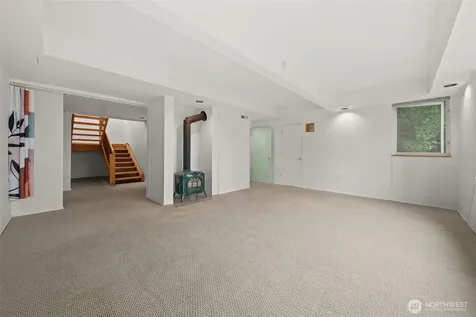 309 129th Street East Avenue Tacoma WA 98445