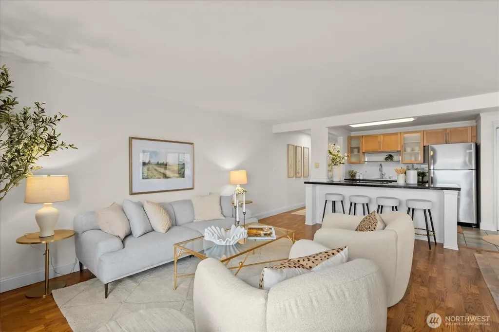 3700 W 25th Place Seattle WA 98199