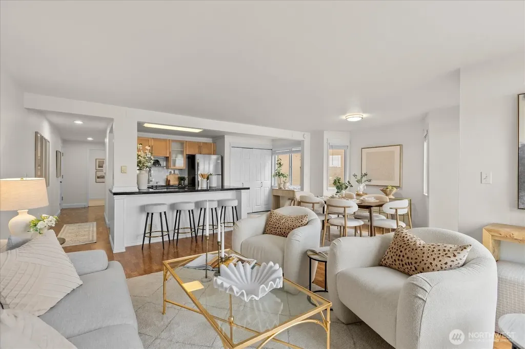 3700 W 25th Place Seattle WA 98199