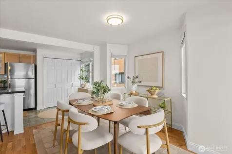 3700 W 25th Place Seattle WA 98199