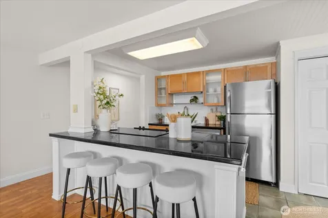 3700 W 25th Place Seattle WA 98199