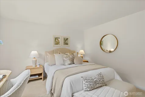 3700 W 25th Place Seattle WA 98199
