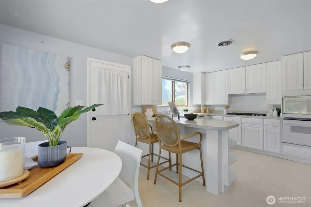 236 Farallone Avenue Fircrest WA 98466